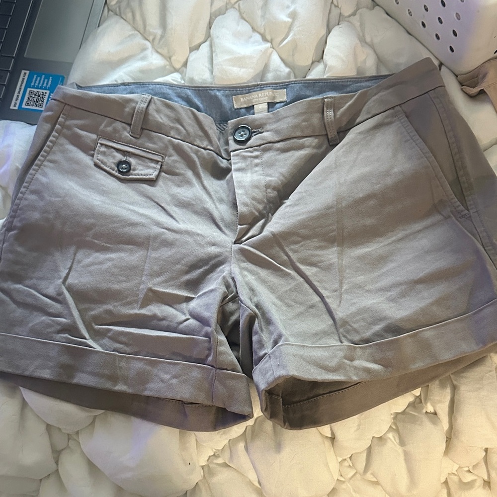 Banana Republic Beige Women's Shorts -City Chino